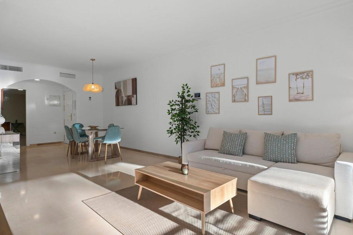 Apartment Luminoso Apartamento En Elviria Marbella